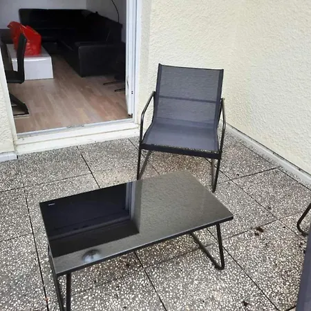 Apartment Bel Moderne Avec Balcon